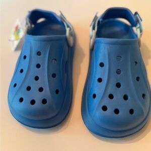 HEVA Kids 12 Lightweight Blue NEW Water Clogs with V Back Strap
